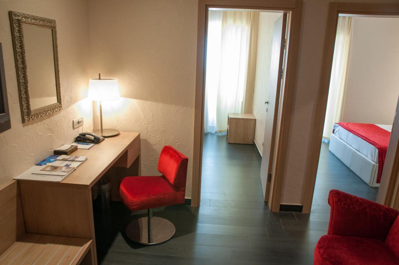 Hotel Astoria Budva Luaran gambar