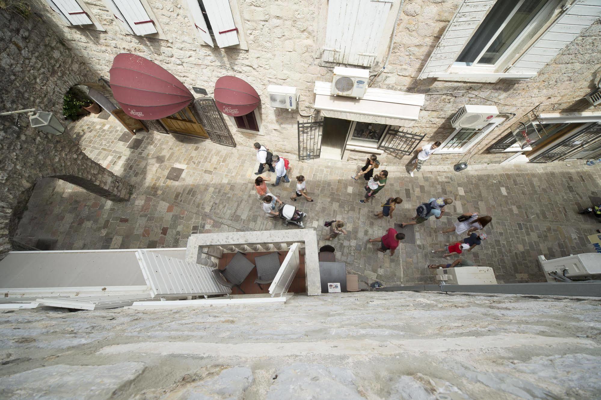 Hotel Astoria Budva Luaran gambar