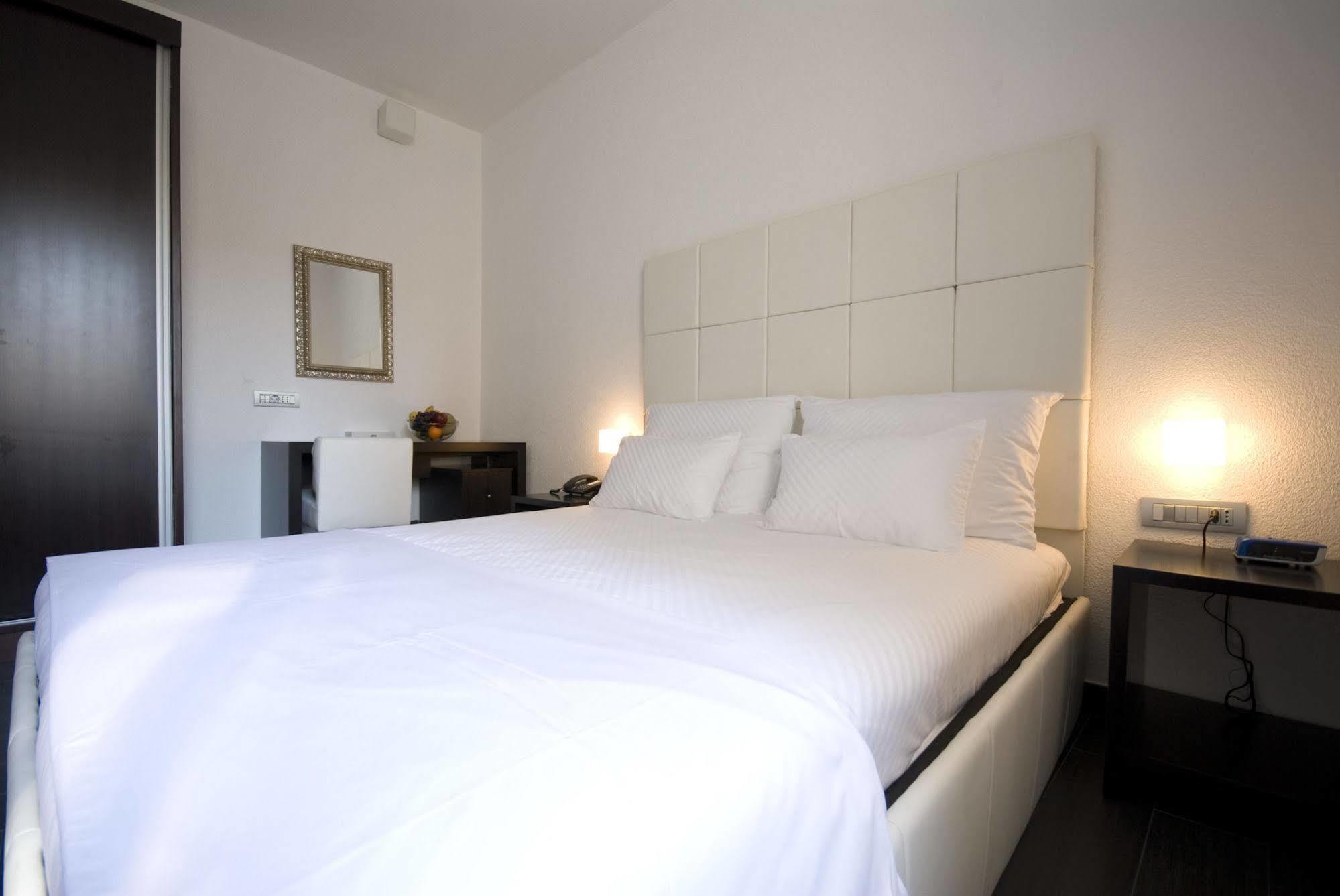 Hotel Astoria Budva Luaran gambar