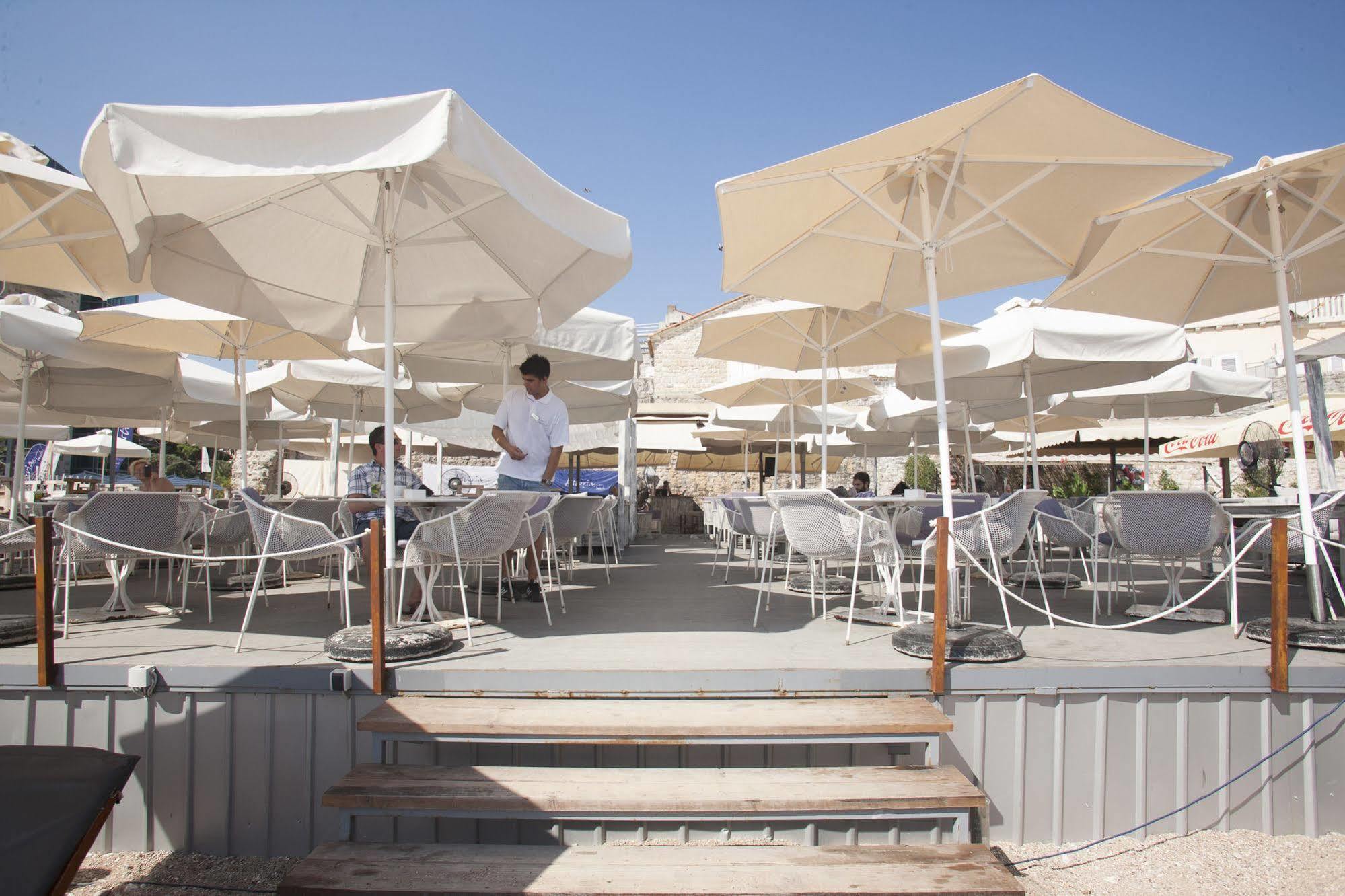 Hotel Astoria Budva Luaran gambar